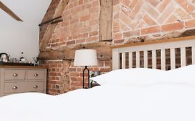 Tuppenhurst Barn